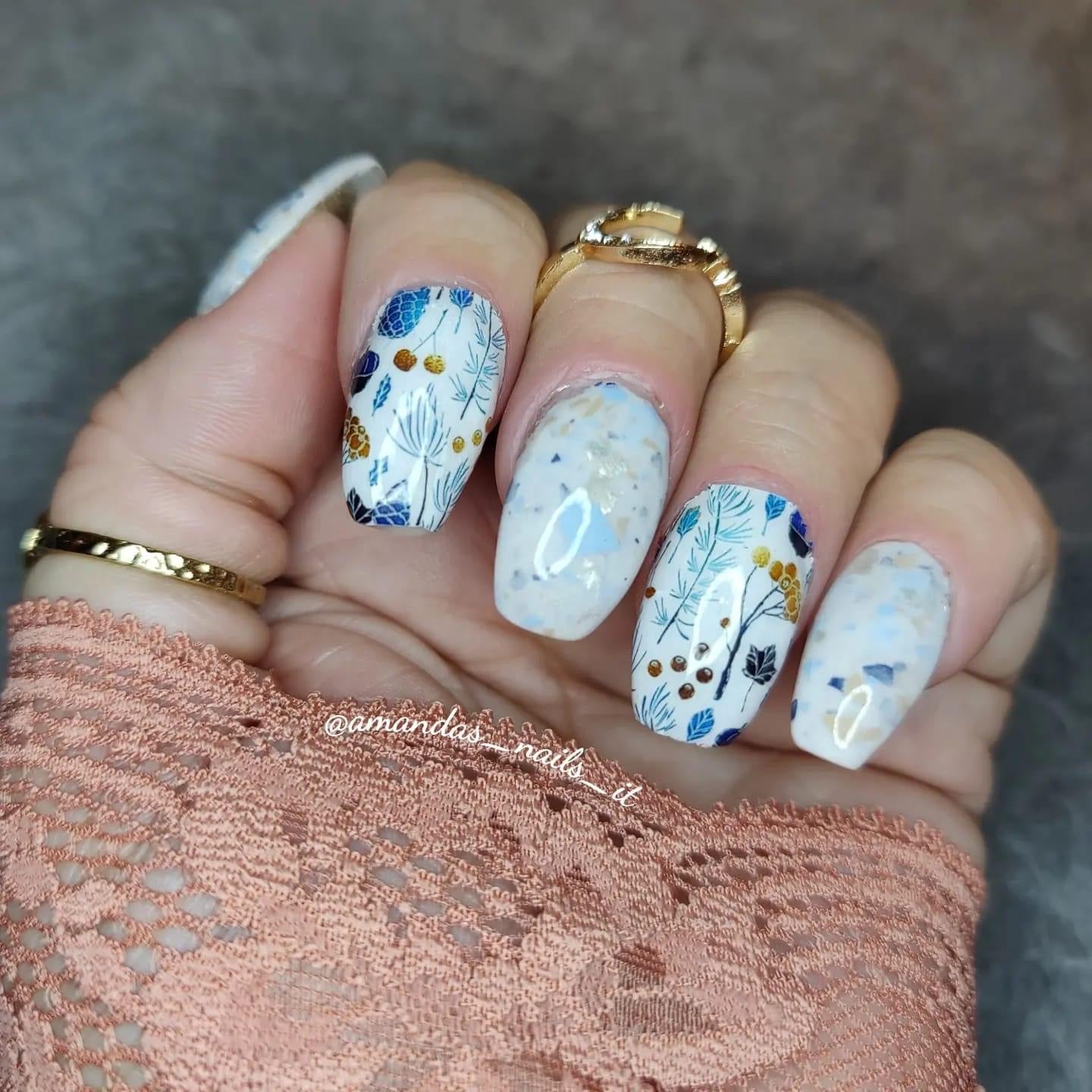 Icicles - Marullo Nail Co - Nail Dip Powder